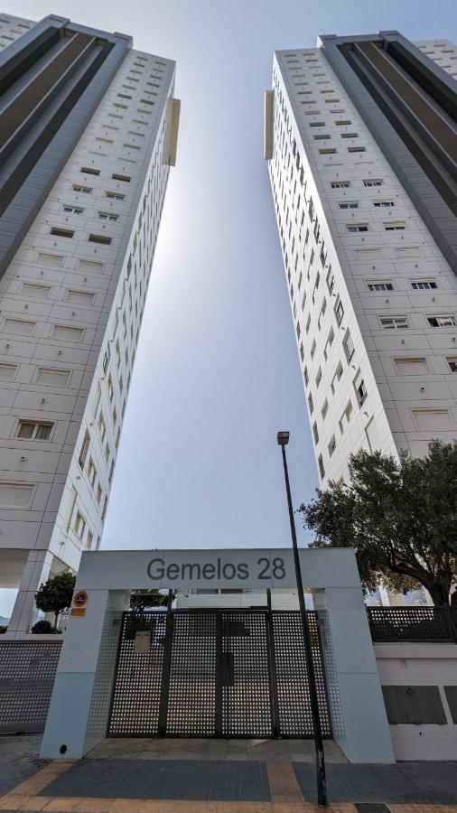 Gemelos Sea Front Apartment بينايدورم المظهر الخارجي الصورة